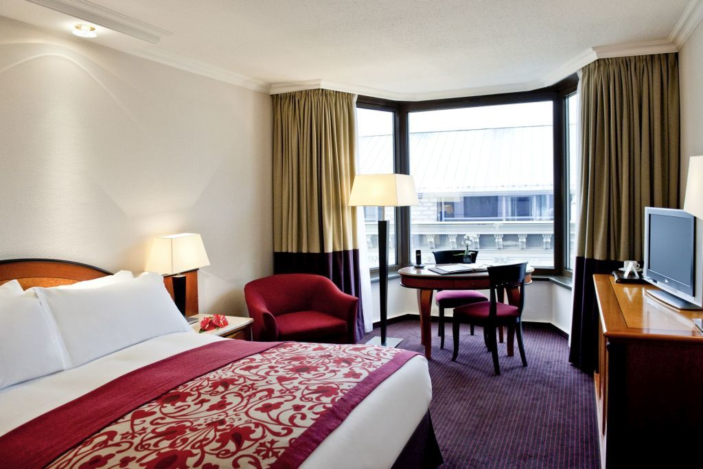 Sofitel Chain Bridge Hotel