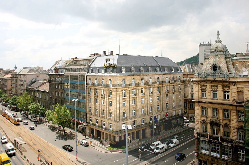 Danubius Astoria City Center 4*