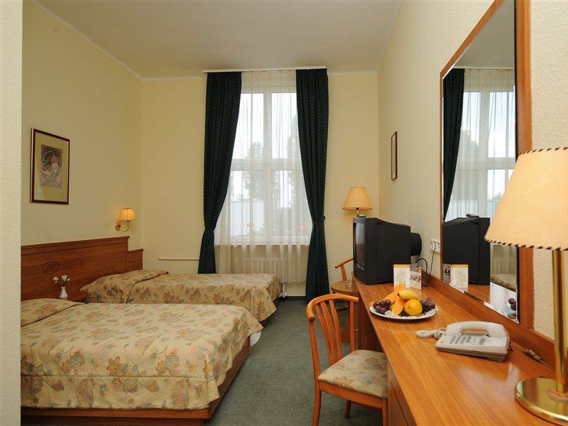 Hotell Millennium 3*
