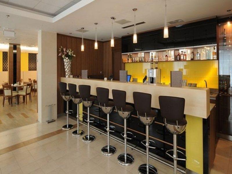 Hotell Achat 4*