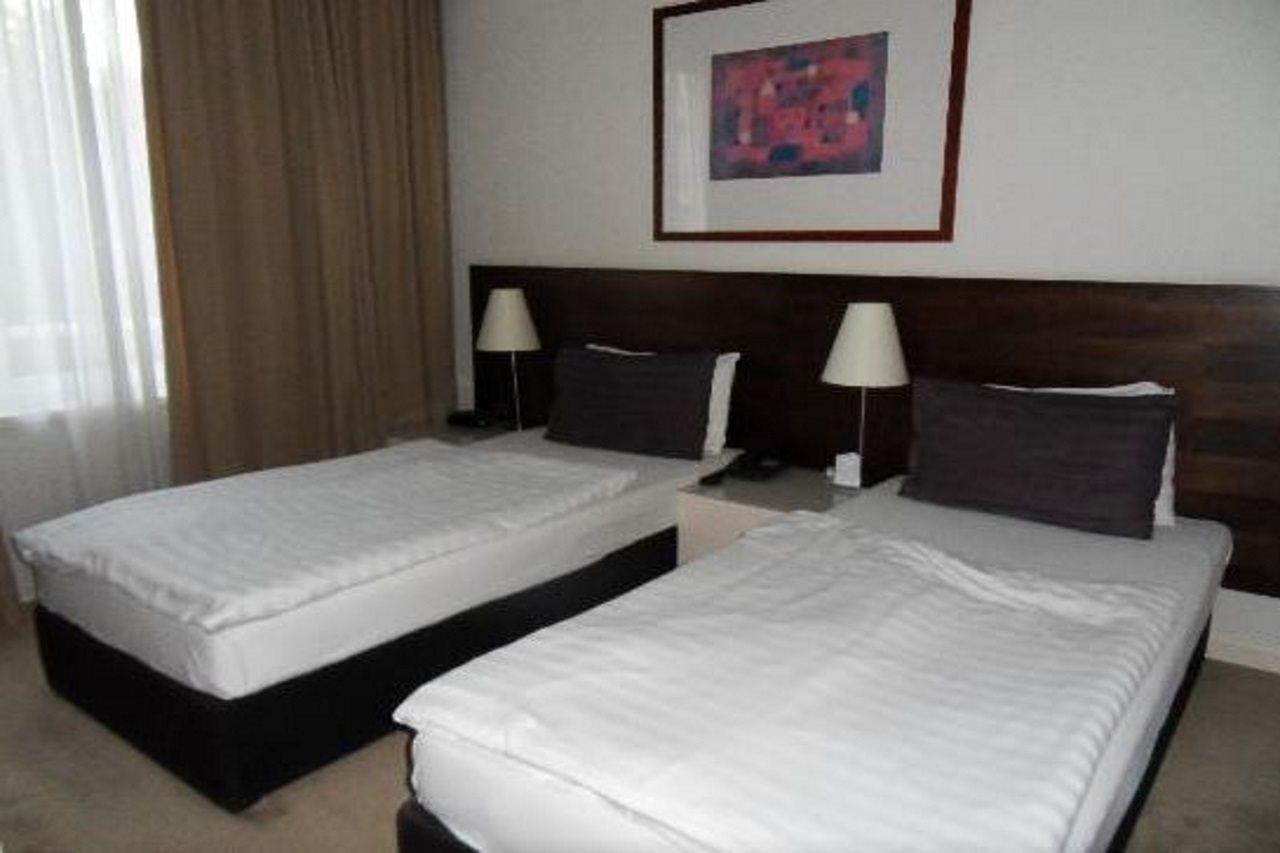 Hotel Adina