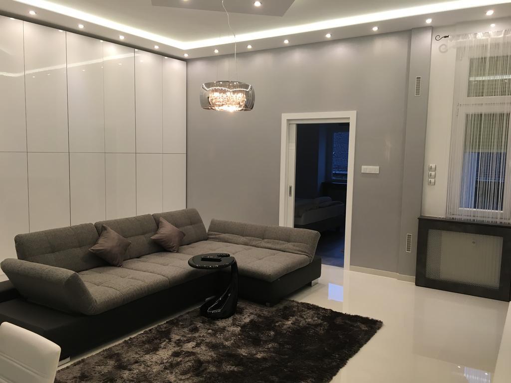Apartamento Synagogue Gozsdu Private