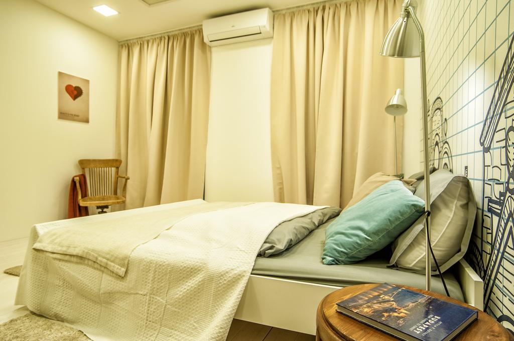 Near The Great Synagogue With Free Garage Apartment