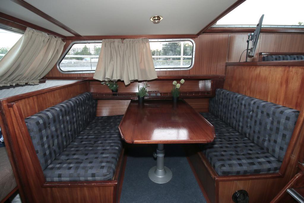 Carpe Diem Botel