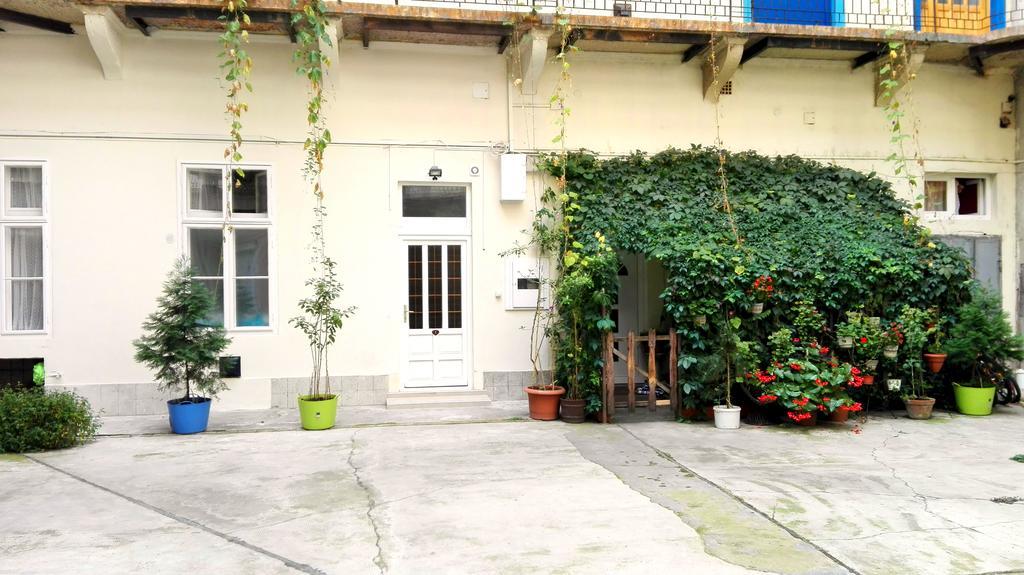Appartement Where The Wild Roses Grow