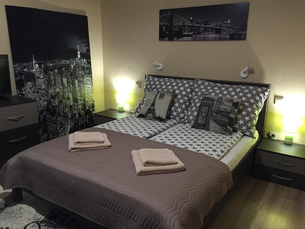 Near Opera In Downtown Apartamento Budapest