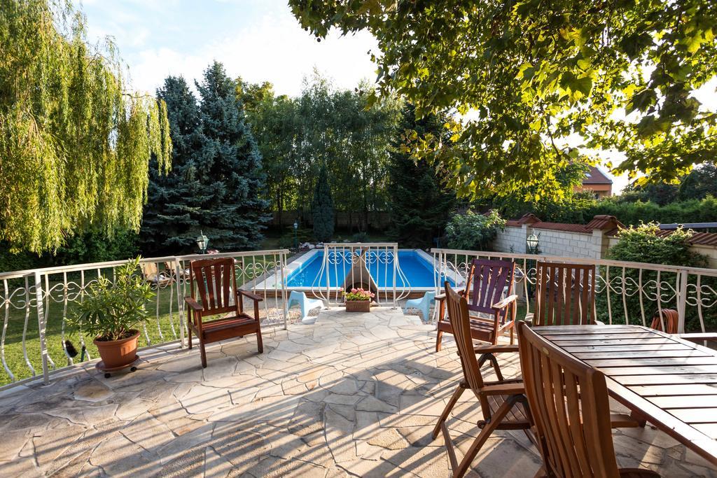 Mercedes Garden Villa