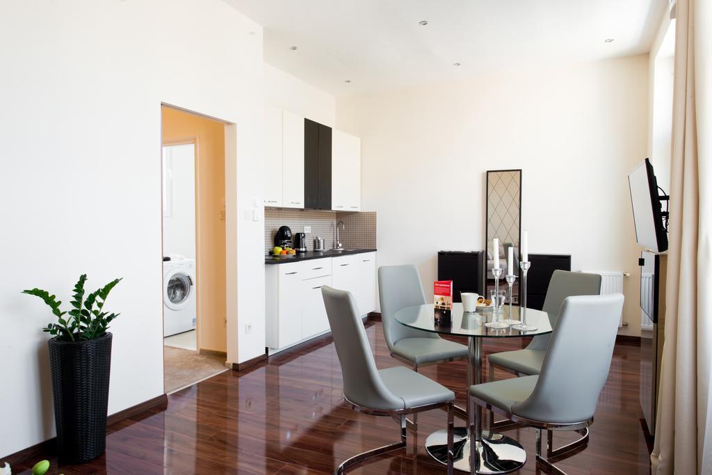 Apartment Executive