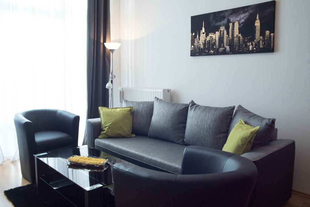 With Big Terrace Appartement