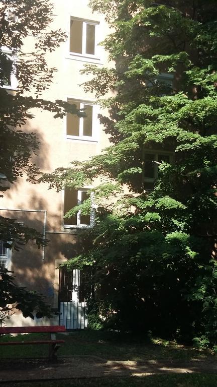 Rona Apartman
