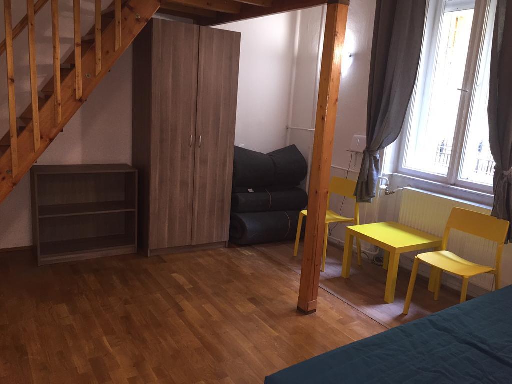 Symphony Guest house *