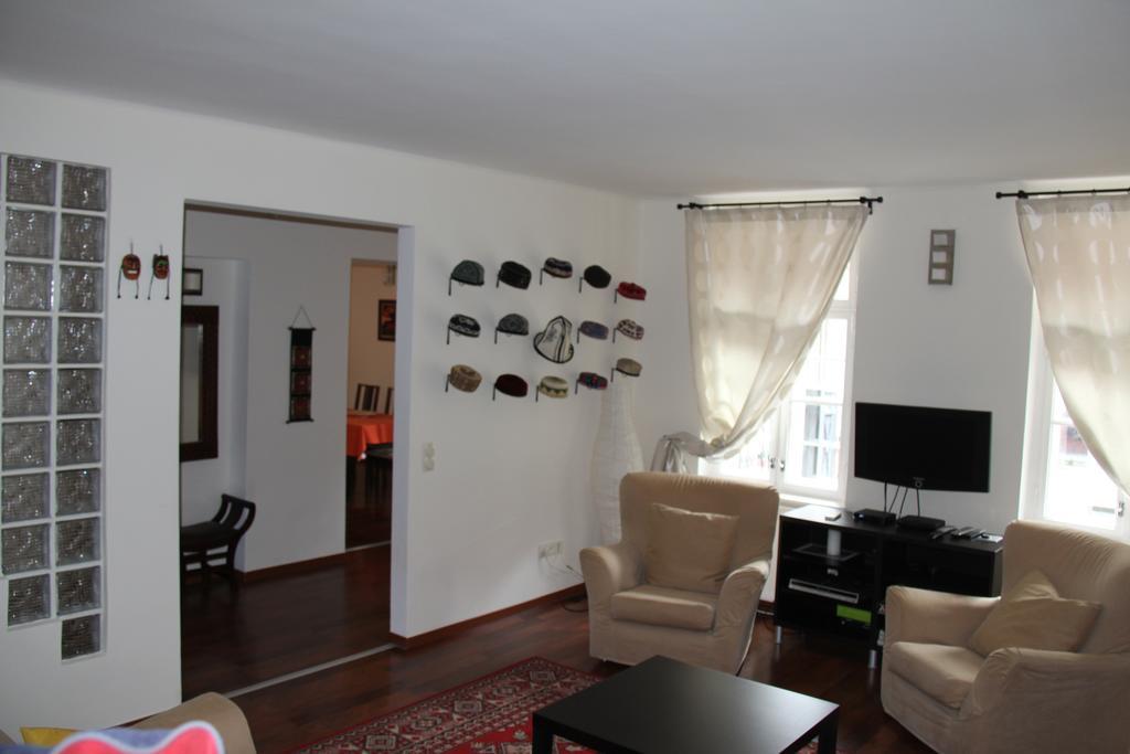Queen Zita 130 M2 Near Chain Bridge