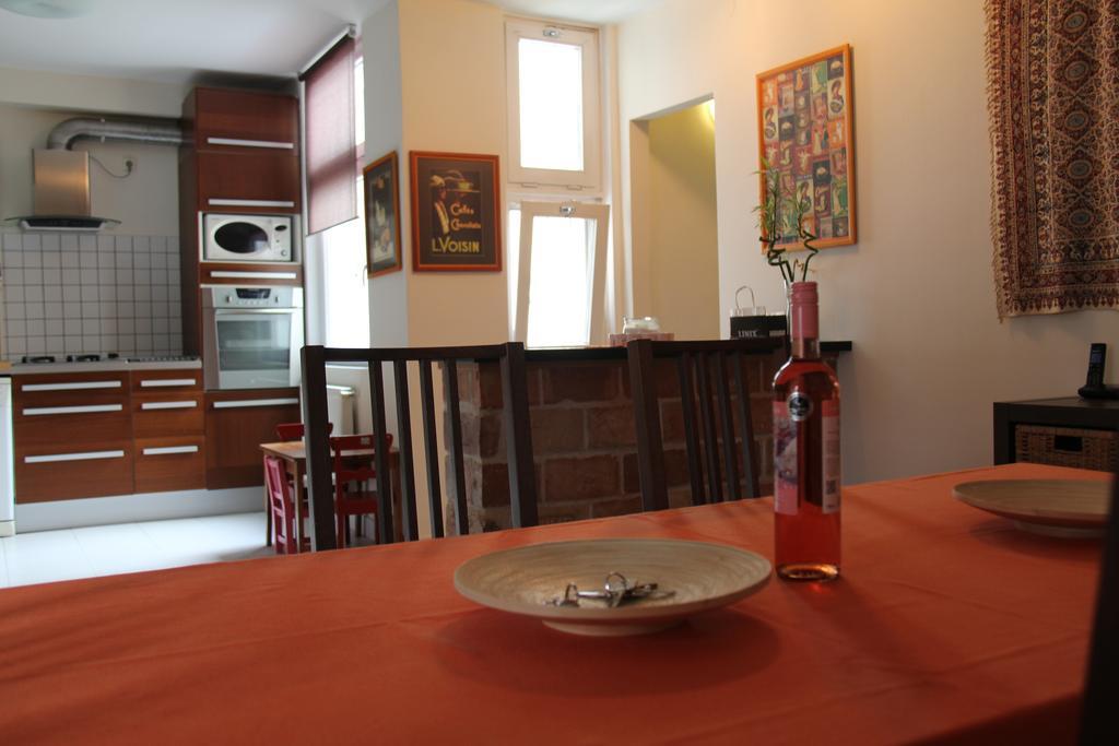 Queen Zita 130 M2 Near Chain Bridge Apartament *