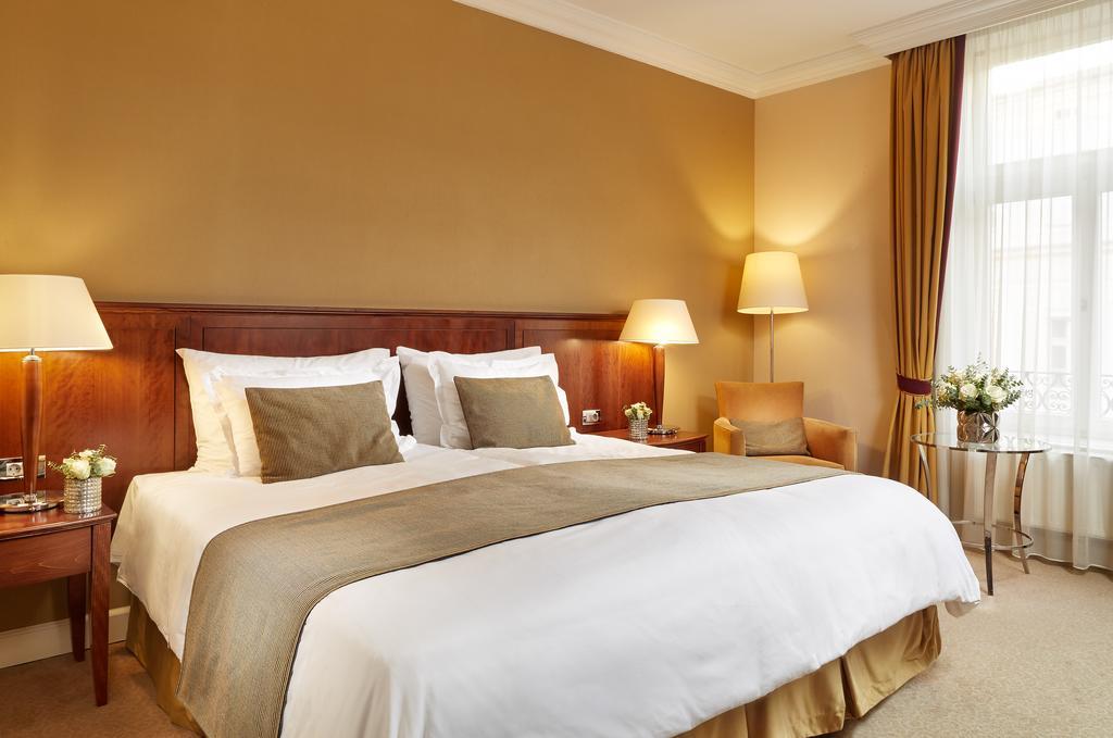Corinthia