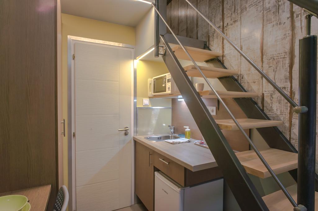 Economy Apartments *