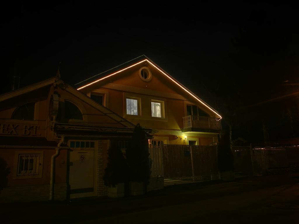 Patricia With Garden Appartement *