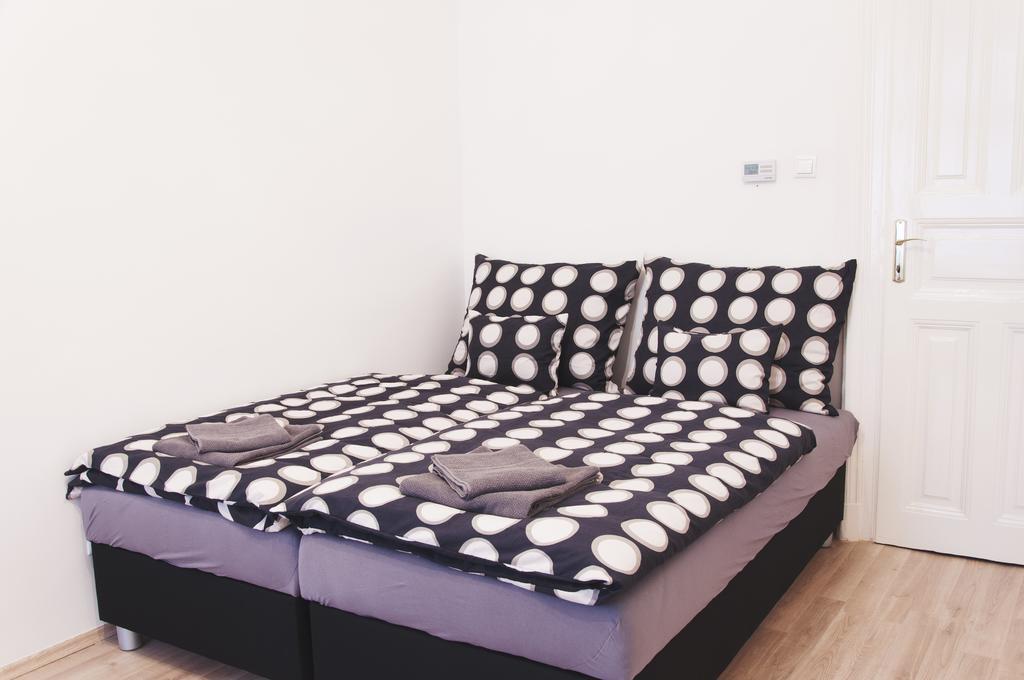 Krisco Apartment *