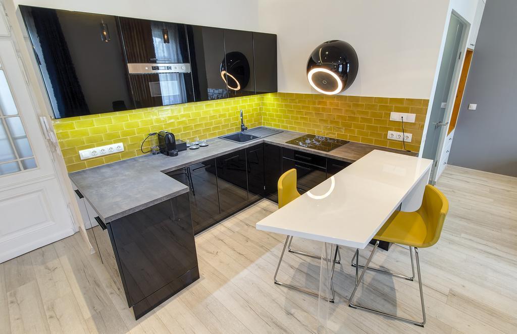 Luxury By Hi5 -andrassy *