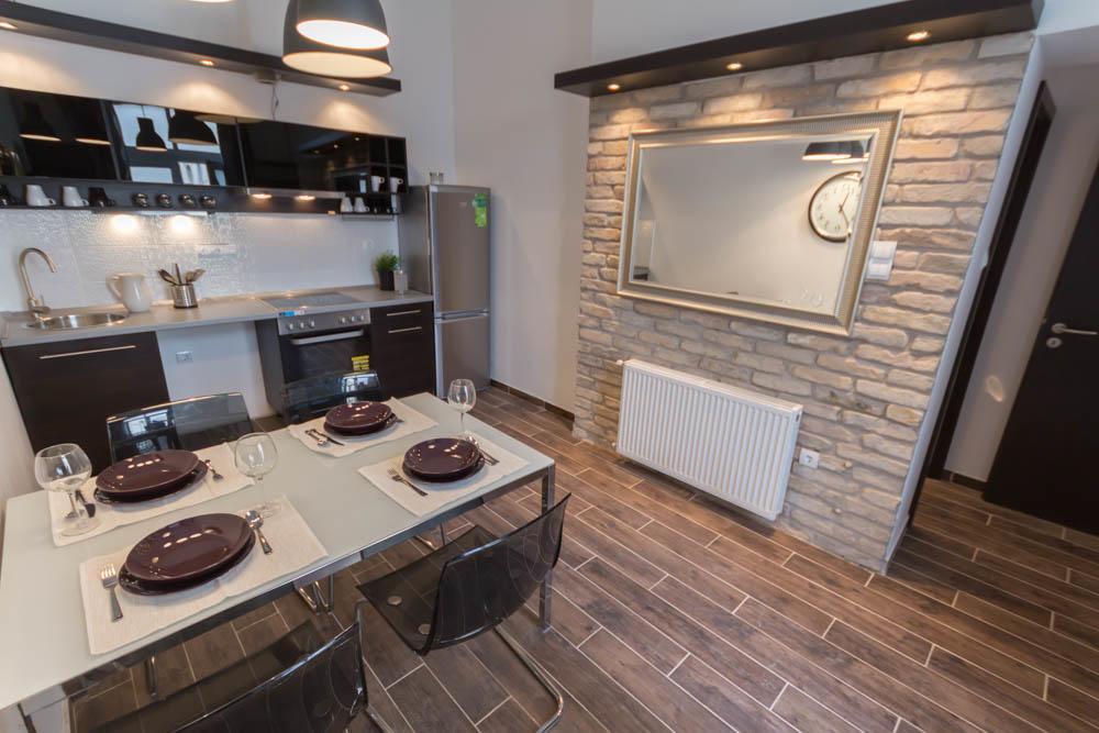 Luxury By Hi5-városház Apartman *
