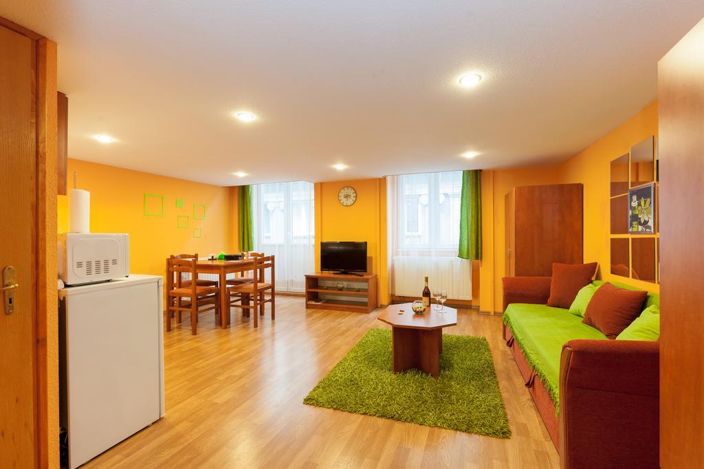 Central Studio O Utca Appartamento Budapest