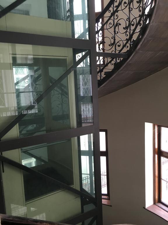 Apartment Standard By Hi5-rozsa Street