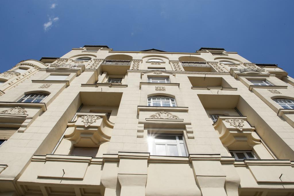 Riverside Flat With King Castle View Appartement