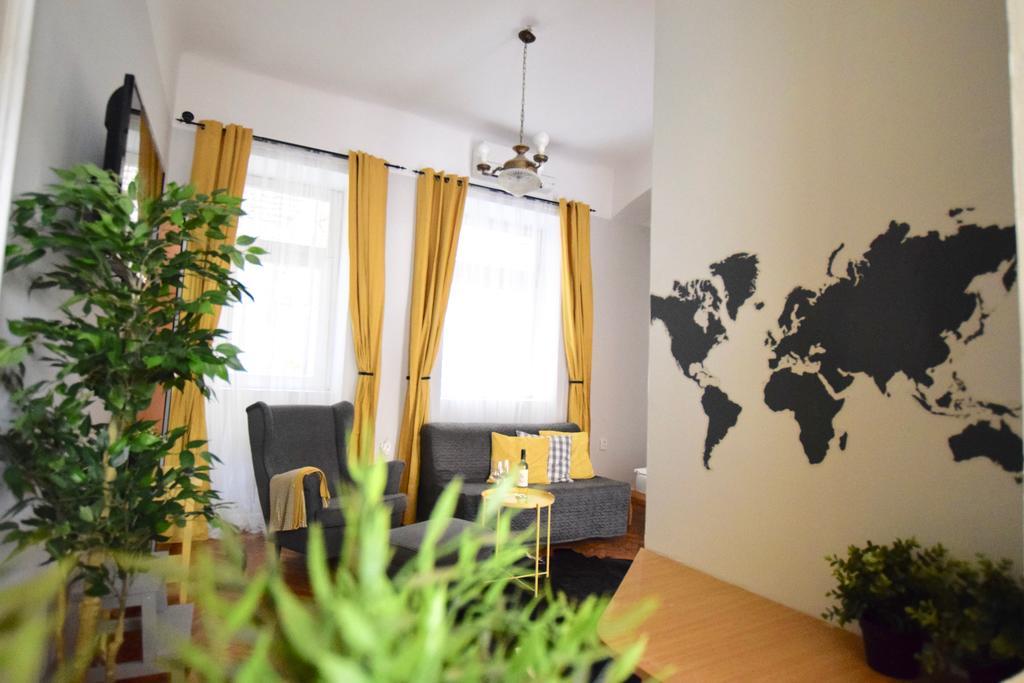 Standard Apartment By Hi5 - Chainbridge Apartment Budapest