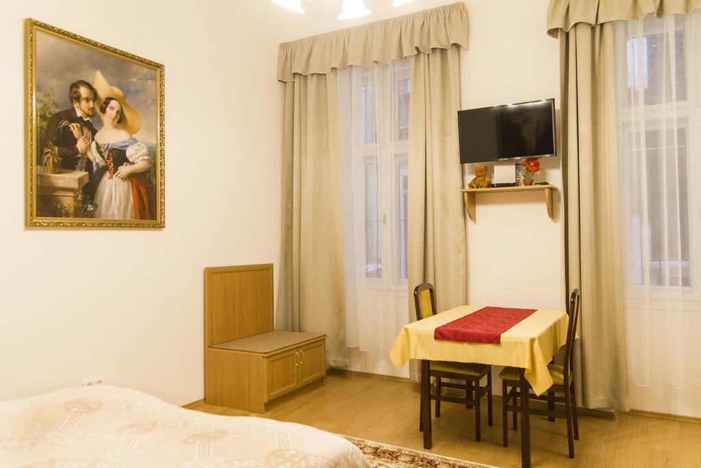 Authentic Klauzal Appartement *