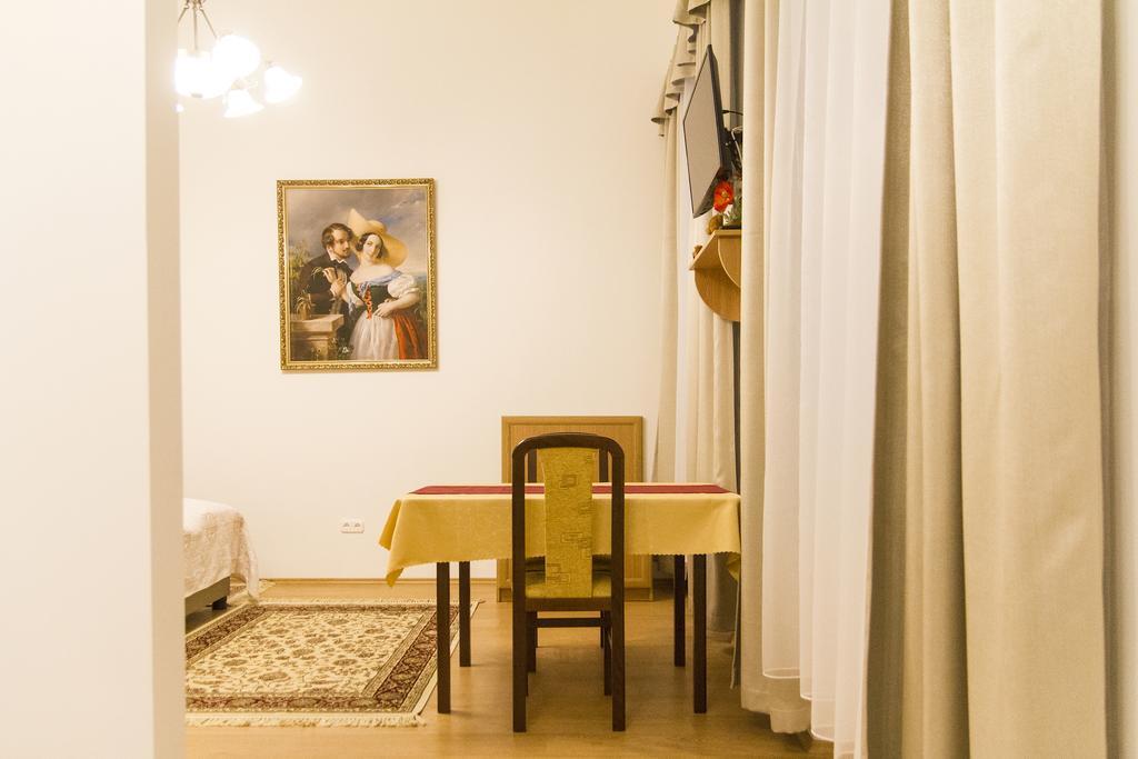Authentic Klauzal Appartement *