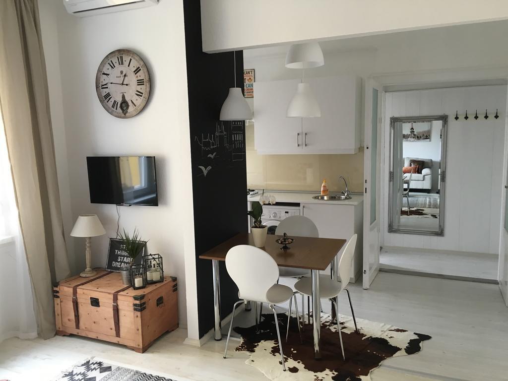 Standard By Hi5 - Karoly 23 Apartmán *