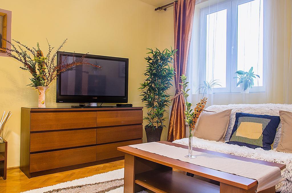 St. Gellert Apartman 2 *