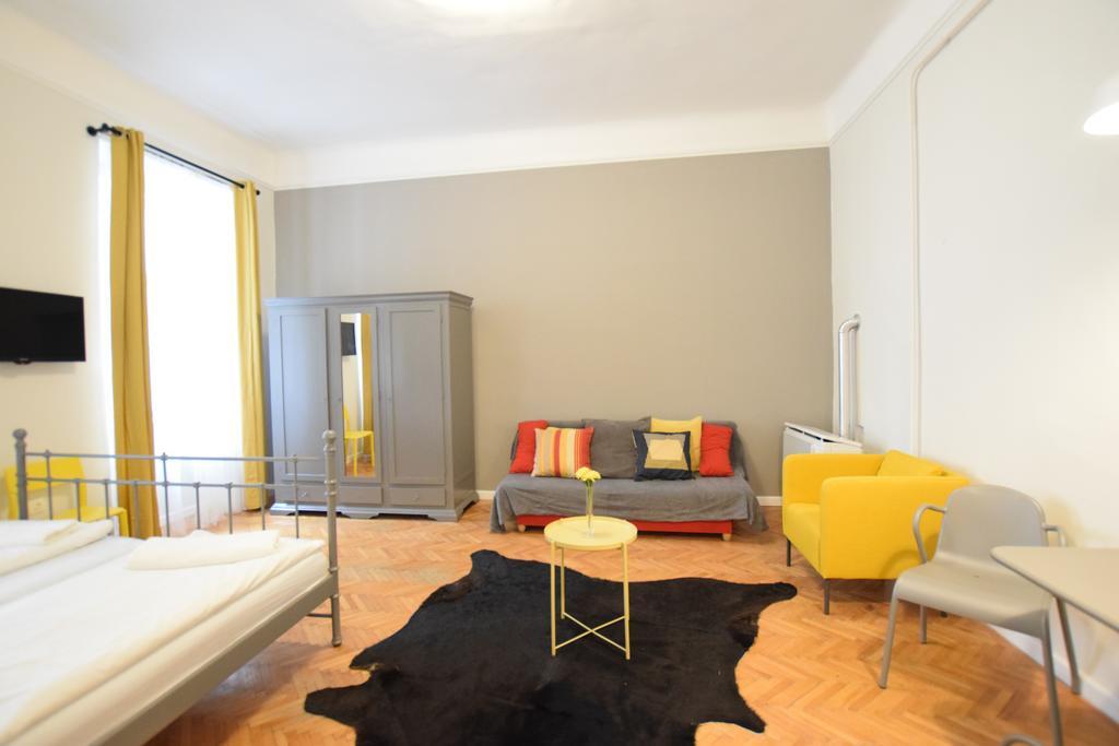 Apartment Standard Apartment By Hi5 - Chainbridge Budapest