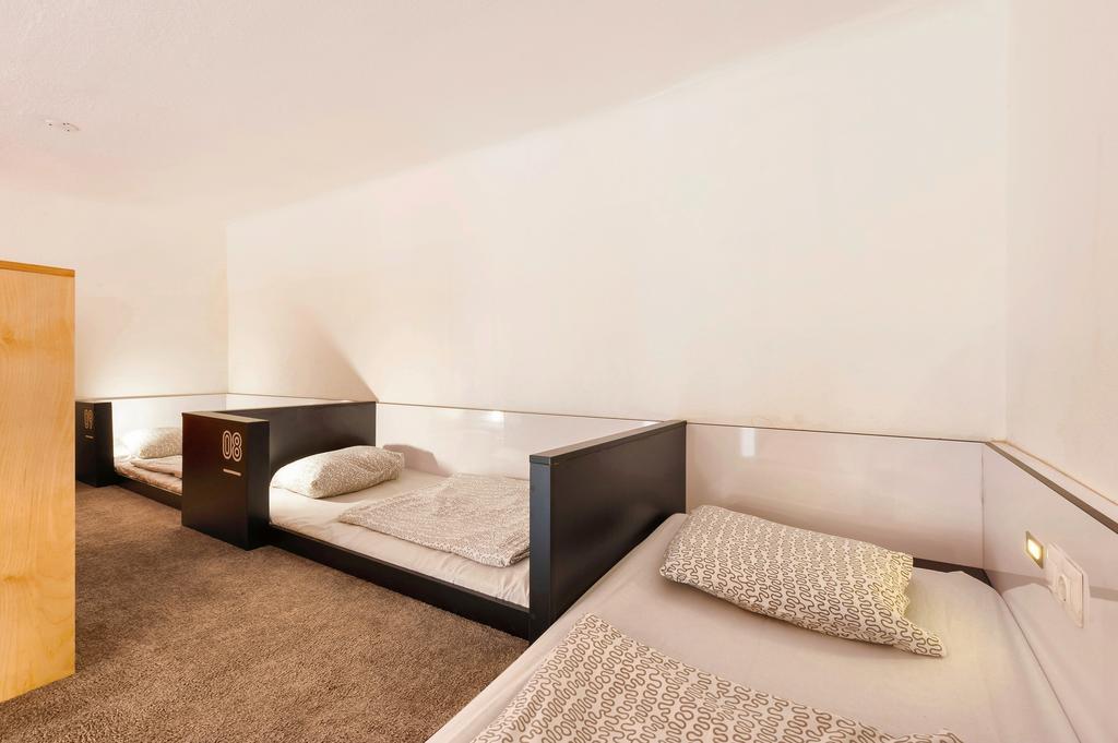 Adagio 1.0 Oktogon Hostal
