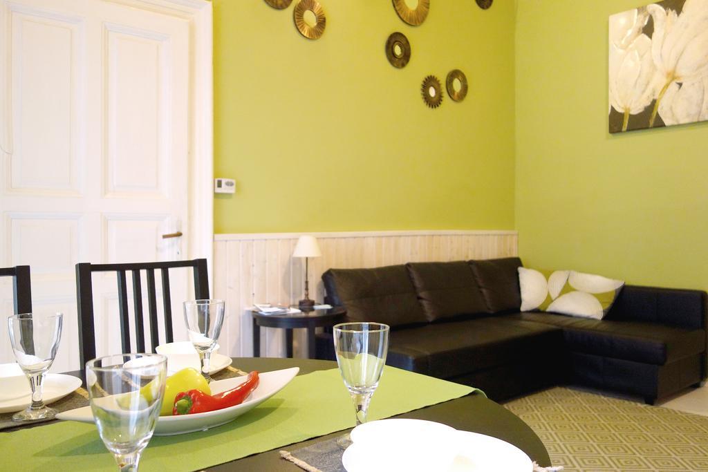 Apartment Vivid Rozsa