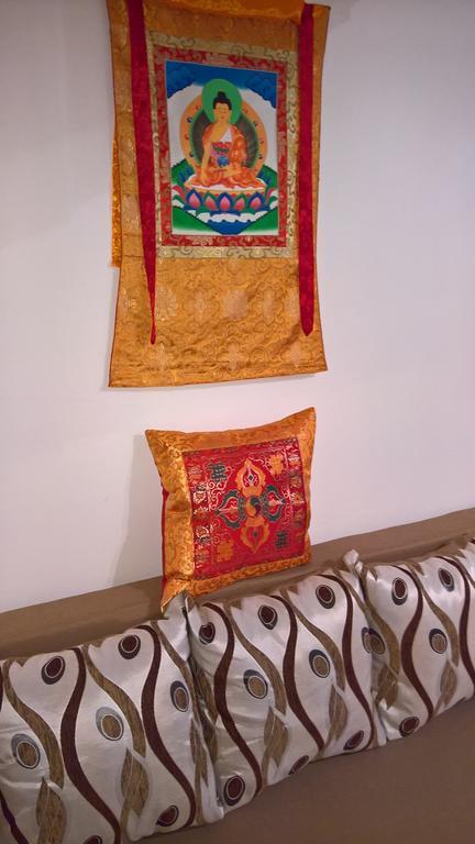 Samadhi Buddhist Center Alloggio in famiglia