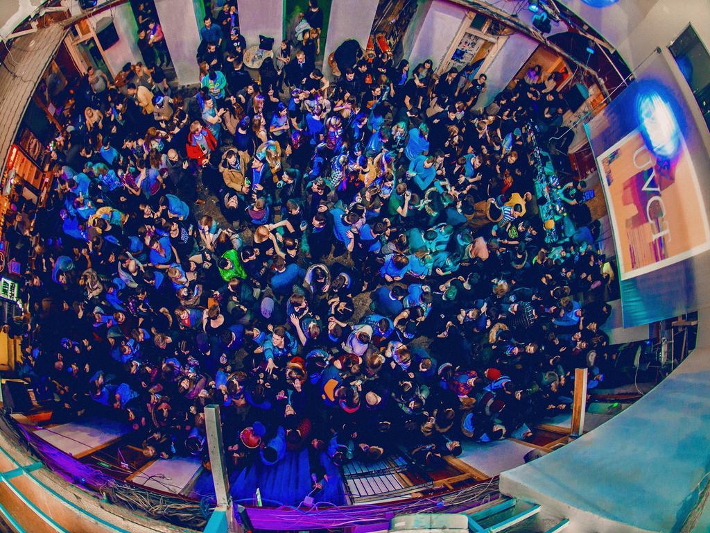 Ruin Bar Party