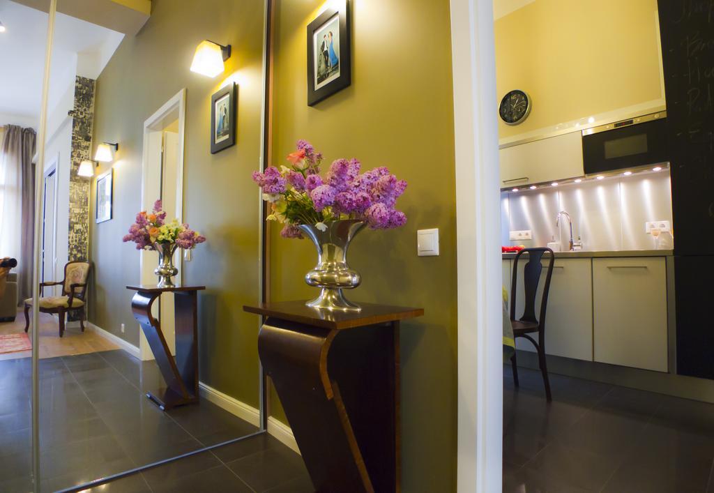 Golden Stars Apartman *