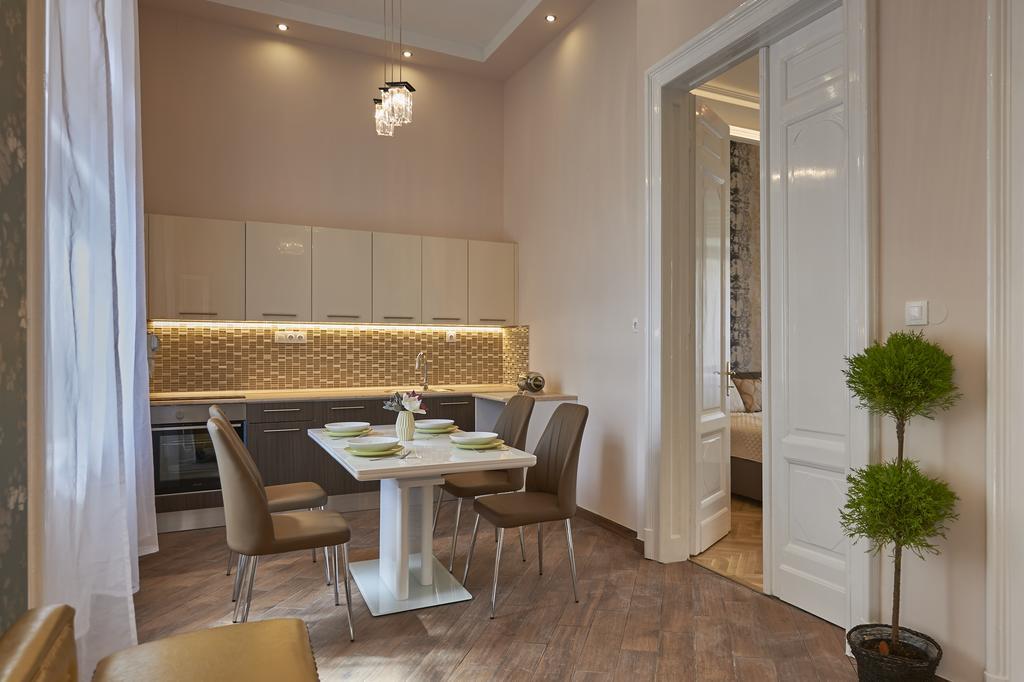 Apartment Falk Miksa