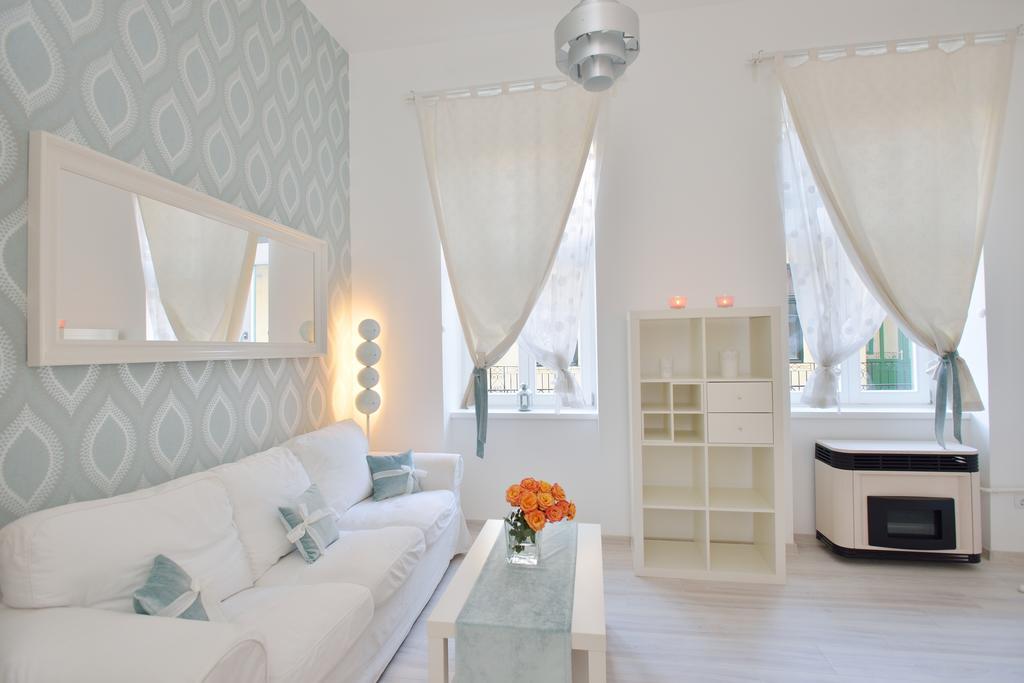 Gozsdu In Center Apartament *
