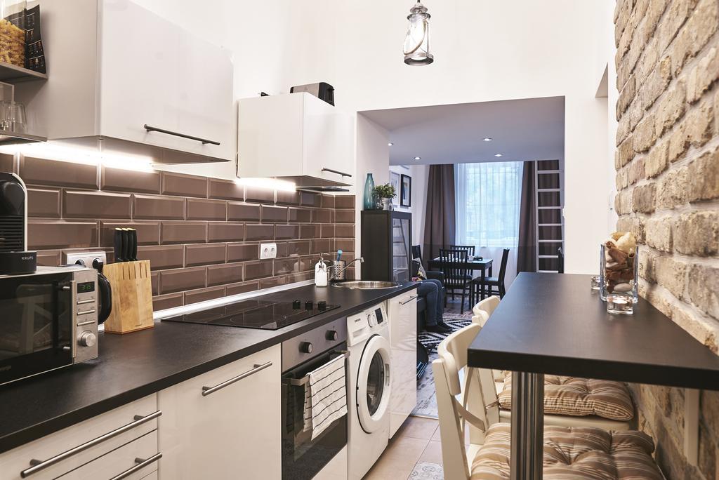Apartment Flat At Lovolde Square Budapest