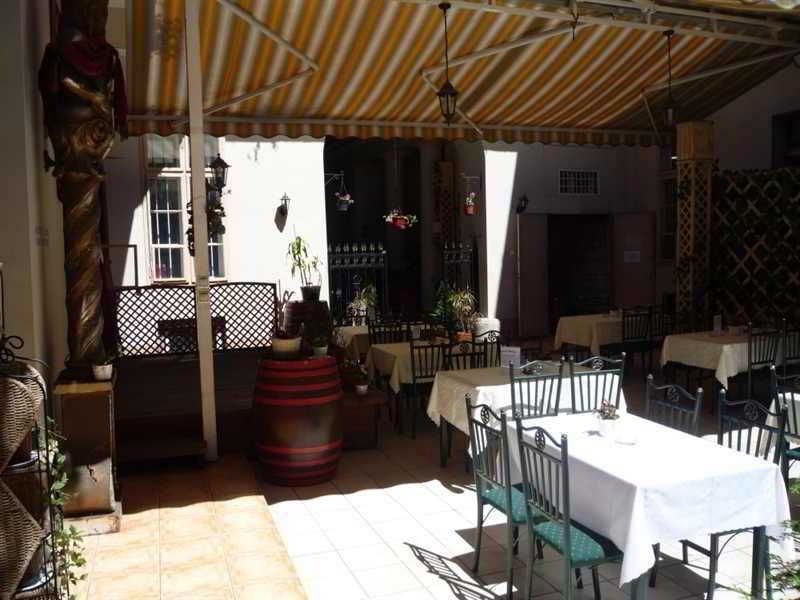 Hotel Fehar Pava Restaurant And