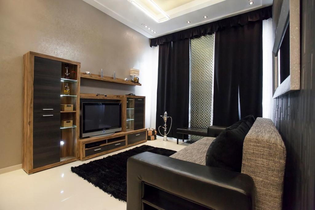 Apartment Silver *