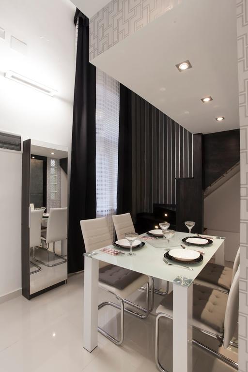 Apartment Silver