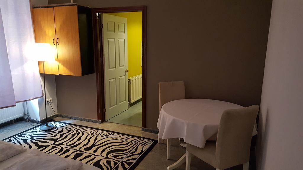 Premier Guest house *