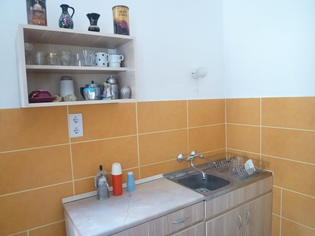 Apartment Retro