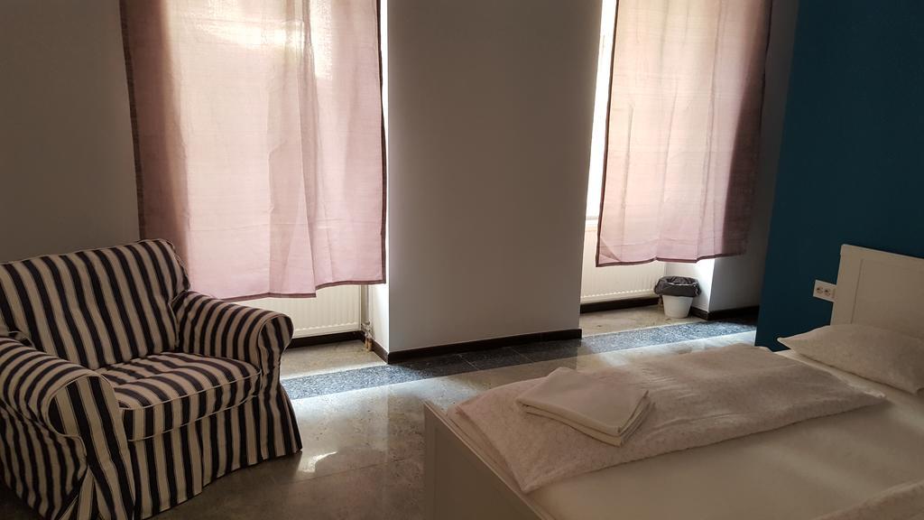 Premier Guest house *