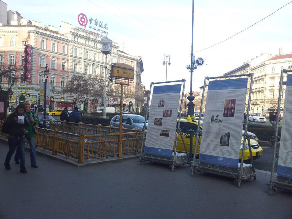 Central City Apartman Appartamento *