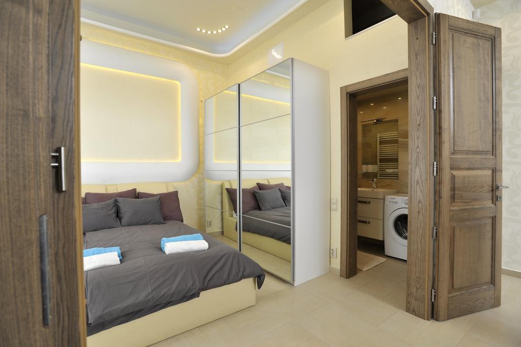 Basilica Grand Luxury In The Historic Center Apartamento