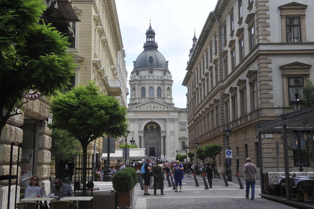 Basilica Grand Luxury In The Historic Center Lägenhet