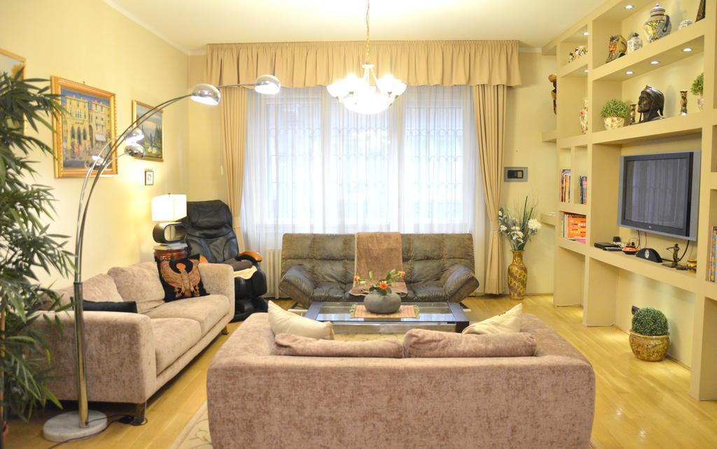 Classic Flat At Basilica Budapeszt